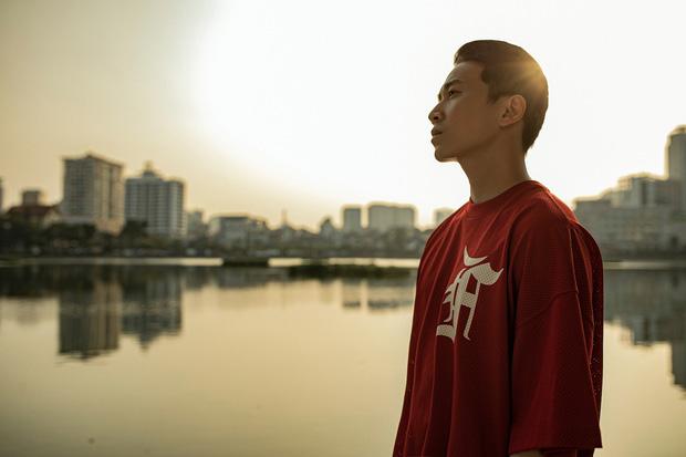 Netizen đoán già đoán non ca khúc mới nhạy cảm CCCC của Karik-2