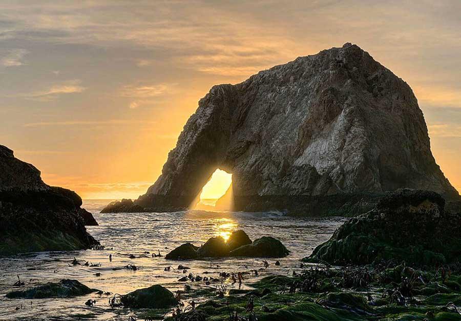 Hòn đảo nổi tiếng với tảng đá khổng lồ hình con voi-5