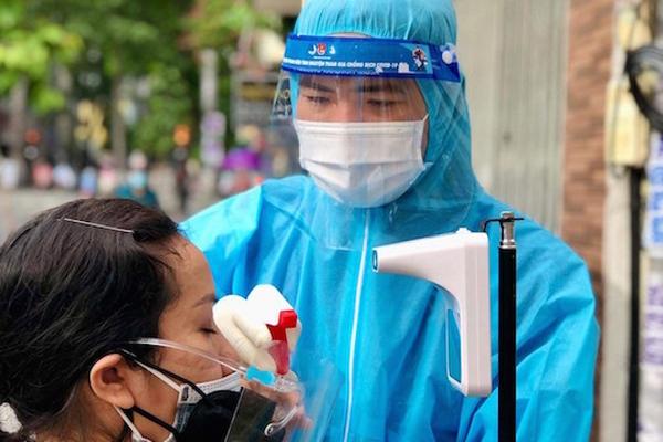 Test nhanh dương tính sau khi khỏi Covid-19 hơn tháng, có ai giống tôi không?-2