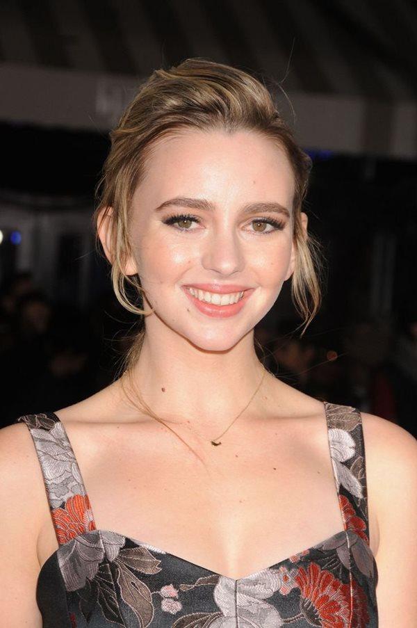 Sự nghiệp phim ảnh của bạn gái tỷ phú Elon Musk-2