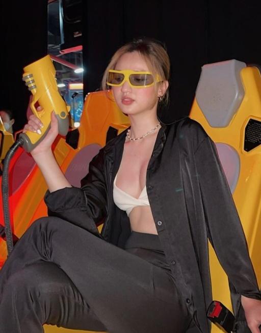 Đọ sắc bên hot girl còn zin, chị dâu Bảo Thy chiếm spotlight-8