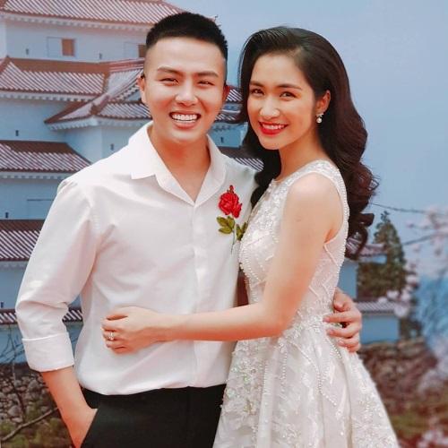 Hòa Minzy chia tay, một sao nam nhắn: Về nhà nhé, có anh chờ-5