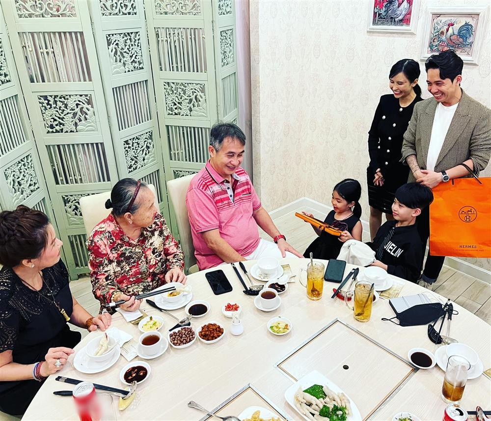 Minh Nhựa tổ chức sinh nhật cho bố quyền lực, quy mô thế nào?-3