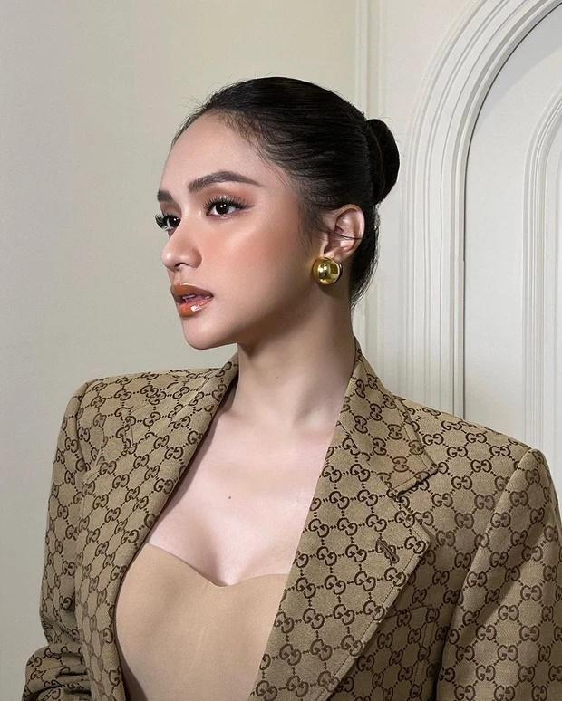 Hương Giang gây lú vì chiếc áo tàng hình như thể bán nude-3