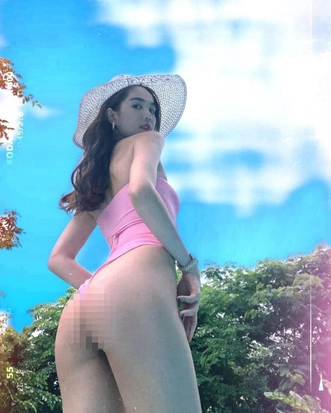 So kè 2 nàng Trinh cùng bị Nathan Lee réo tên bóc phốt-10