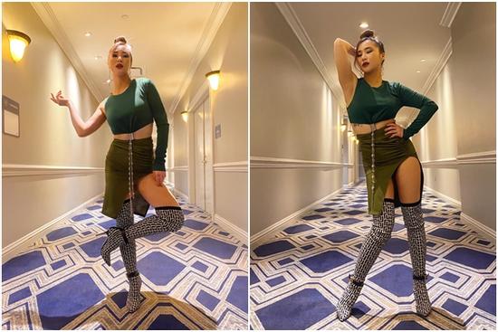 Hương Tràm lần đầu tiên catwalk, dáng pose 'lạ lắm à nghen'