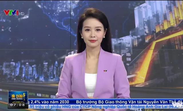 Diện vest tím đẹp như các MC, BTV-9