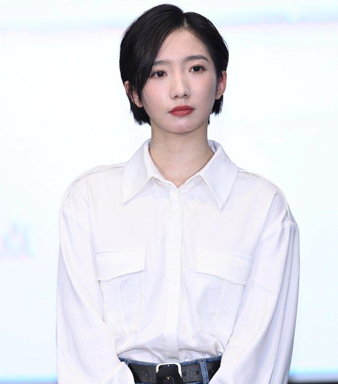 Mạnh Mỹ Kỳ sau bê bối tình ái-1