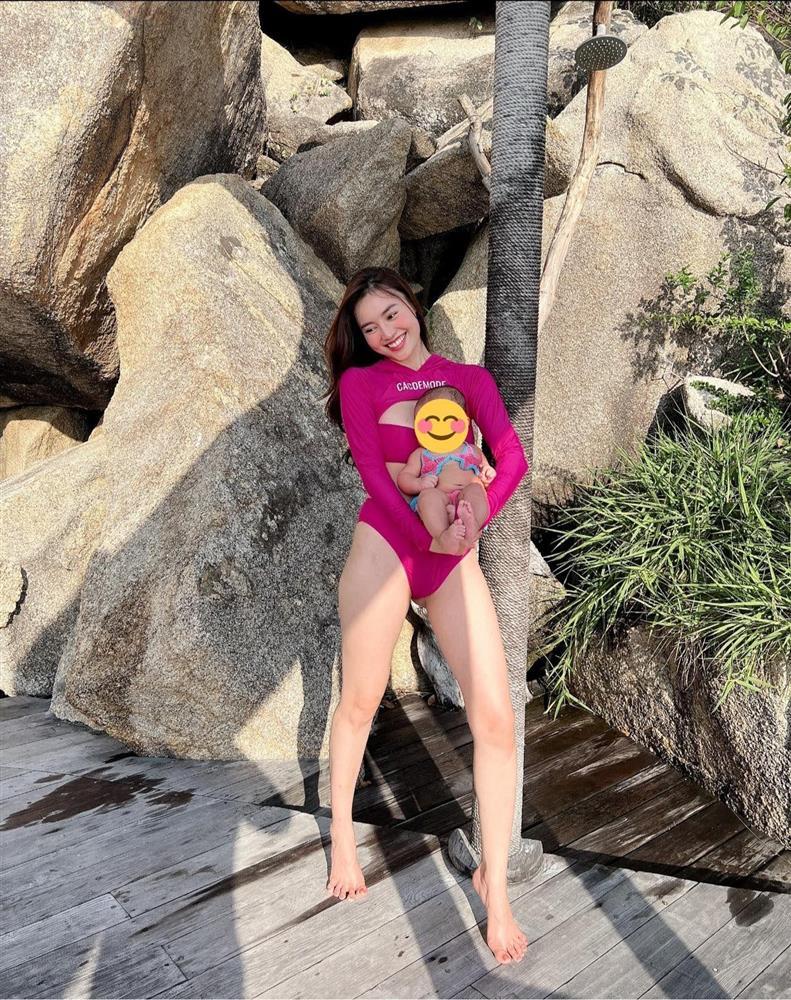 Clip cận cảnh body cực bốc lửa của Ninh Dương Lan Ngọc-3