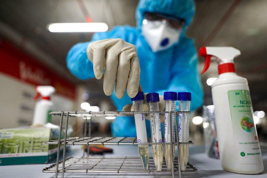 Nguy cơ tái nhiễm Omicron ở F0 đã khỏi bệnh-2