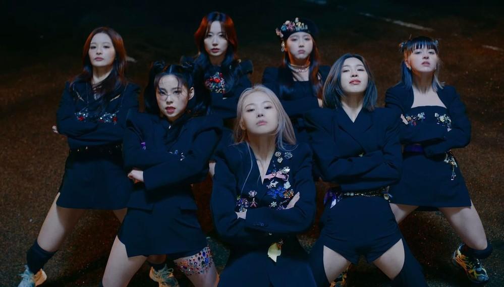 Em gái TWICE và ITZY dính phốt đạo nhái, nhạc và lời như lẩu thập cẩm-2