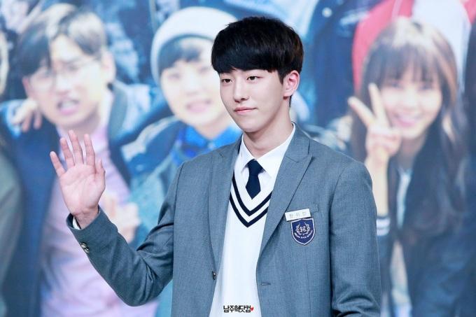 Nam Joo Hyuk: Nam thần từng ăn cháo đá bát công ty cũ-3