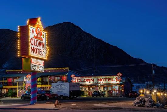 Nhà nghỉ Chú hề đáng sợ nhất thế giới