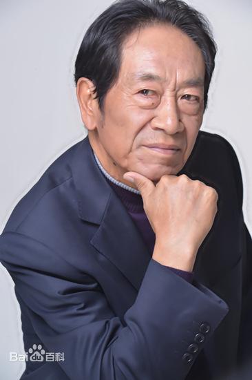 Sao nam Anh Hùng Xạ Điêu lấy vợ kém 37 tuổi, có con khi U70-3