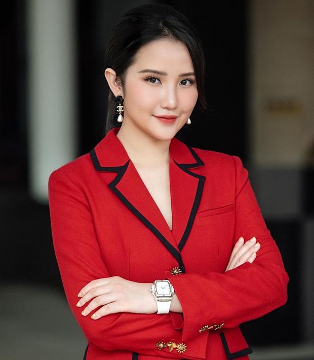 Vợ Phan Thành xả ảnh chuẩn phong thái phu nhân tổng tài-2