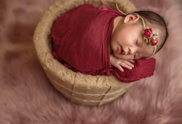 Vừa sinh con, vợ cầu thủ nối tiếng liền bóc phốt chồng cực căng-4