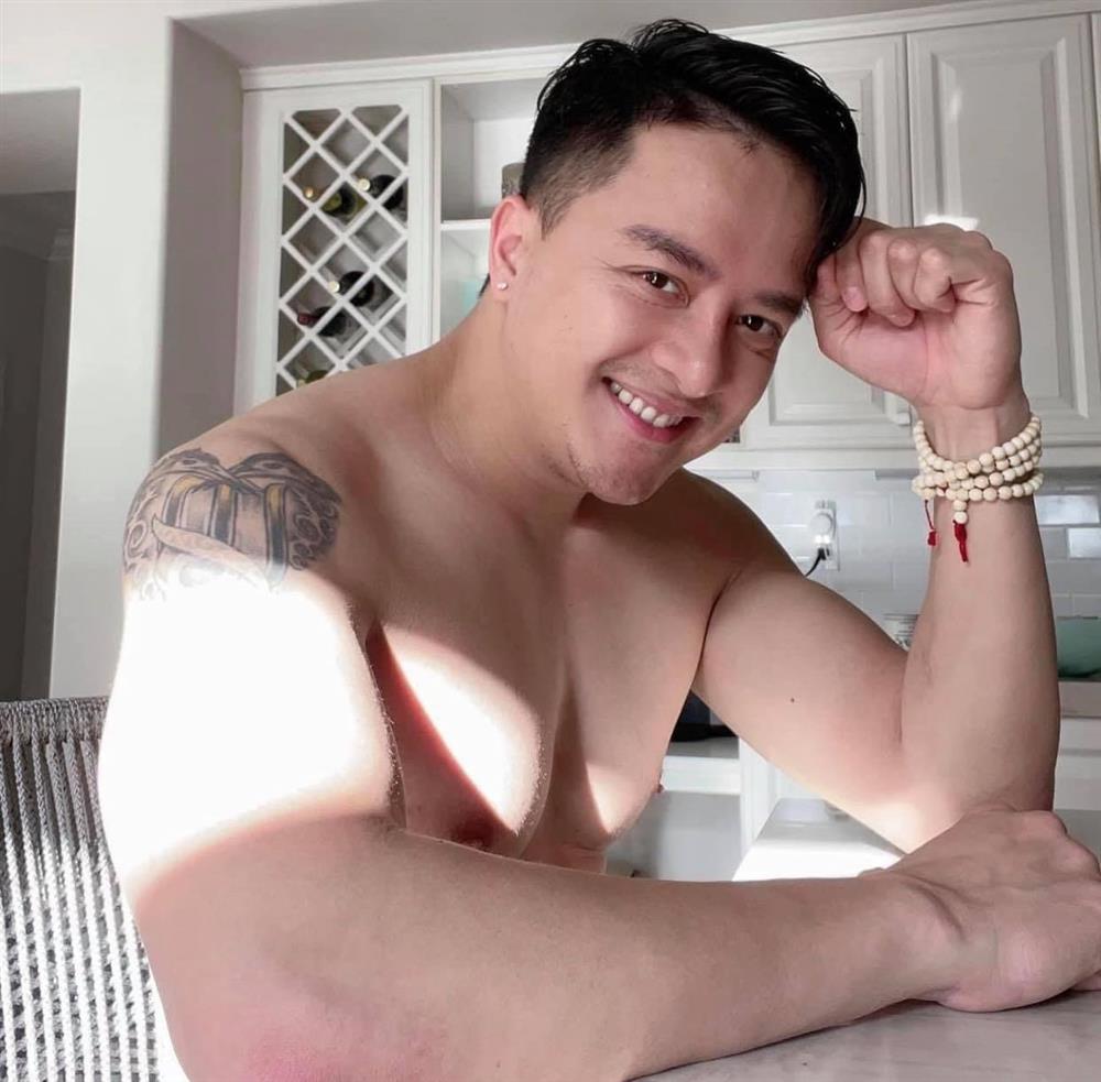 Cao Thái Sơn bị đào series ảnh khỏa thân, xem ngượng mặt-10