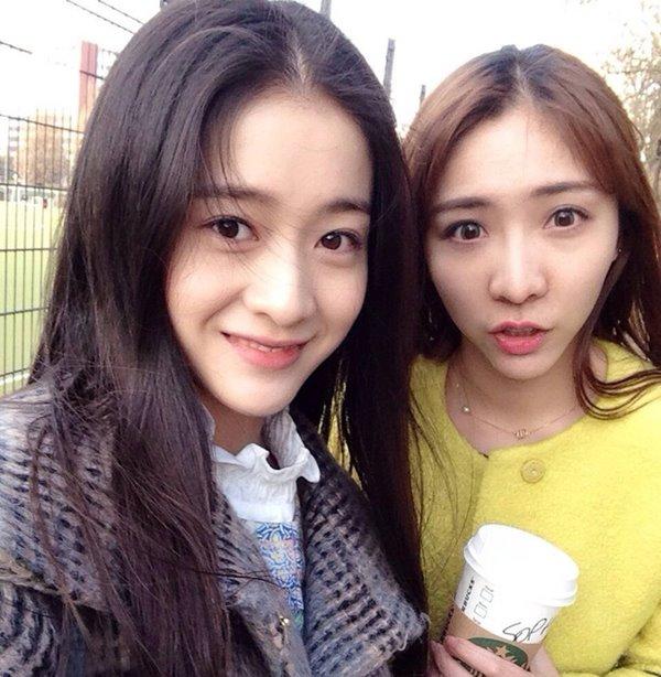 Sao nhí may mắn theo chị đi chơi lại được đạo diễn chấm, thành diễn viên đắt giá-9