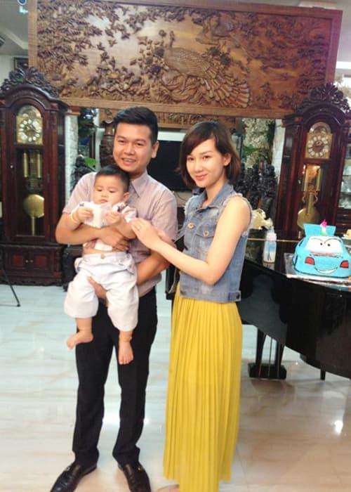 Chồng cũ đại gia của MC Quỳnh Chi có tình mới ở trời Tây-2