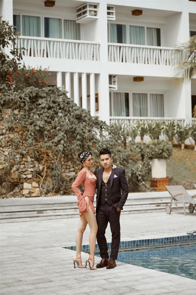 Mượn đầm cô em, chị ruột diện sexy hạ đo ván Ngọc Trinh-6