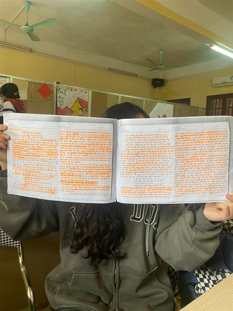 Khoảnh khắc hài hước khi cho đứa bạn mượn bút tô ý chính-2