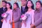 Vợ Đức Chinh hành động 'lạ' với mẹ chồng trong đám cưới
