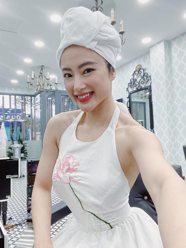 Angela Phương Trinh lộ diện, gương mặt như già đi vài tuổi-1