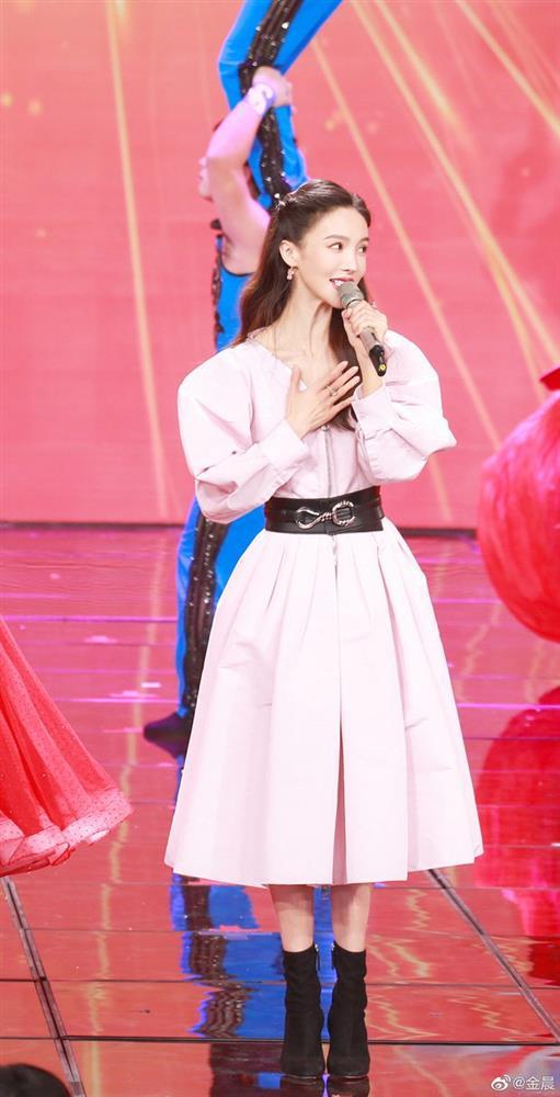 6 mỹ nhân Hoa ngữ cùng diện 1 chiếc váy: Chị đẹp Thư Kỳ gắt nhất-5