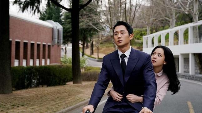 4 mối tình siêu bi thảm của các cặp đôi phim Hàn trong thời chiến-1