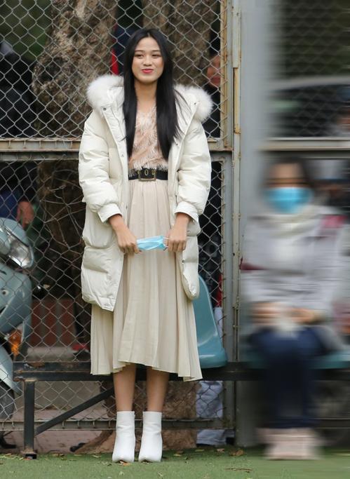 Thời trang đi học của Hoa hậu Việt Nam Thanh Thủy so với Đỗ Thị Hà-7