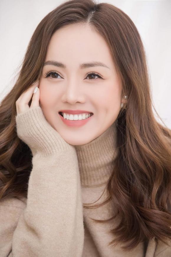 Vừa được khen giống Son Ye Jin, vợ trẻ Công Lý lộ mặt tròn quay-6