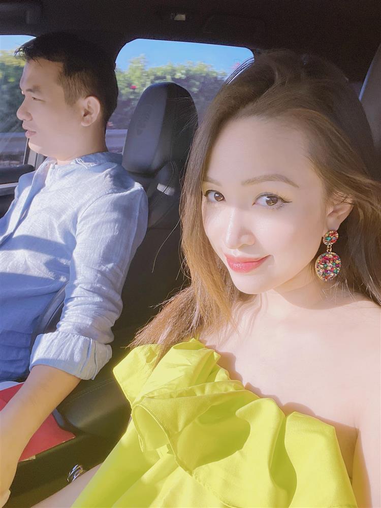 Vân Hugo ôm đống tiền, hé lộ cách trị trầm cảm sau sinh-4