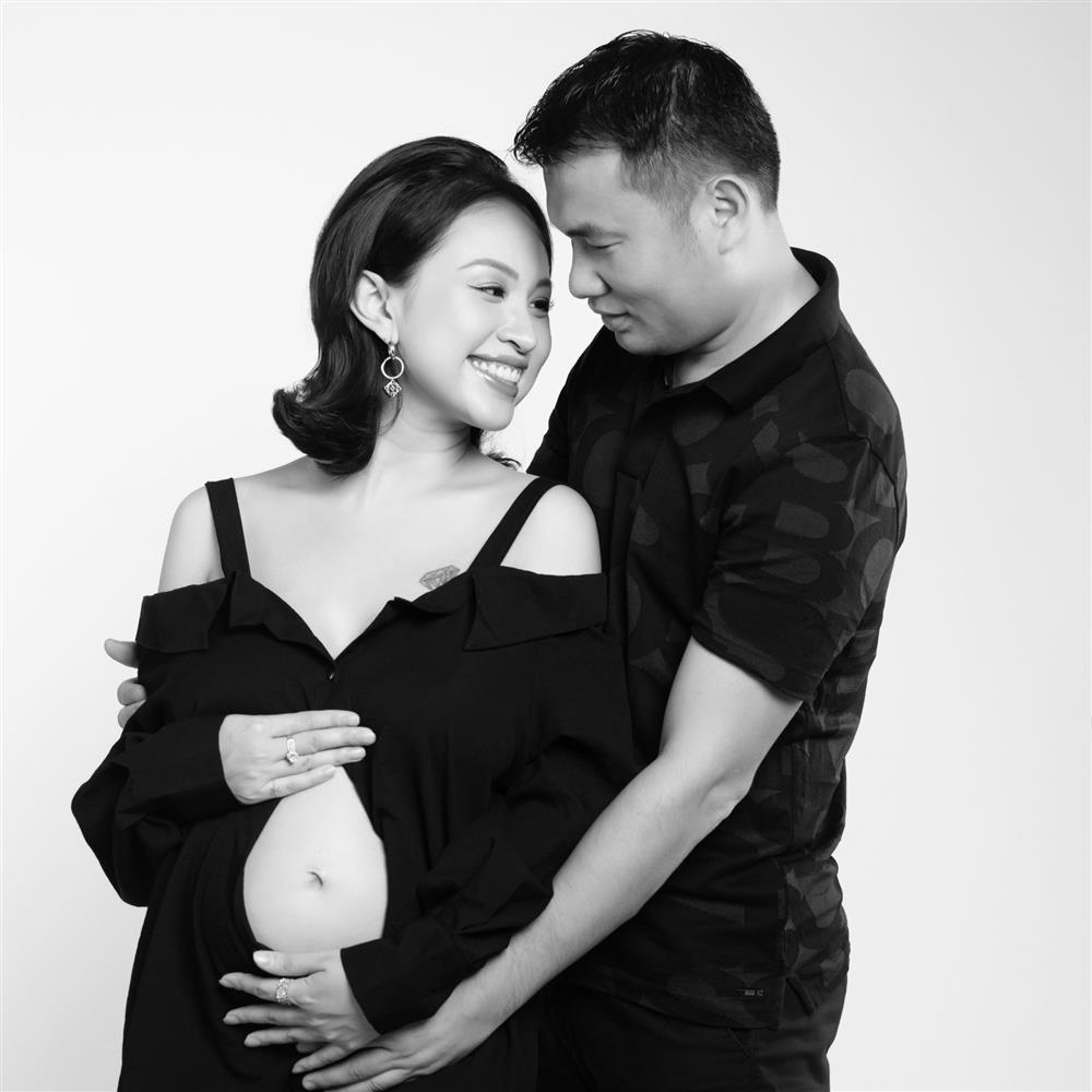 Vân Hugo ôm đống tiền, hé lộ cách trị trầm cảm sau sinh-6