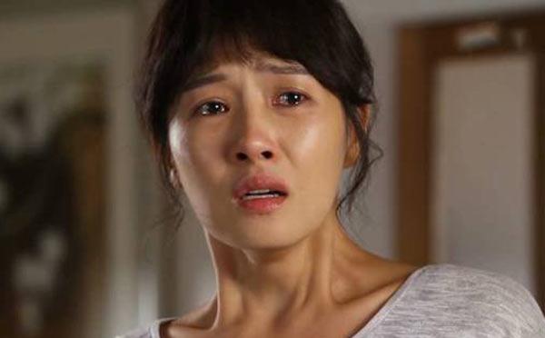 Vợ chồng chuẩn bị ra tòa, bác hàng xóm mang ngay 500 triệu qua cho-1