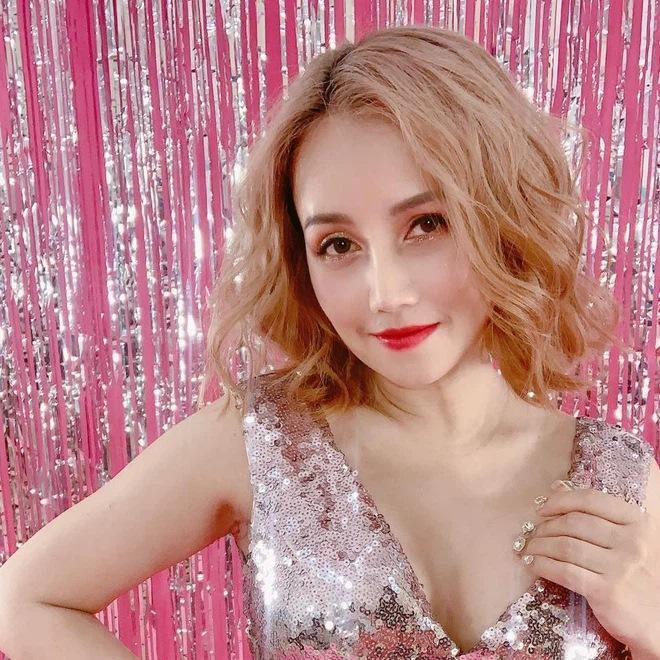 Cô Xuyến Hoàng Yến tặng 1 tỷ cho người phát hiện mình tiêm filler-4