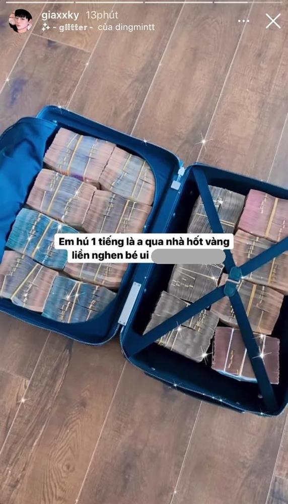 Rich kid 19 tuổi hỏi mua 50 cây vàng, khoe luôn vali tiền-3