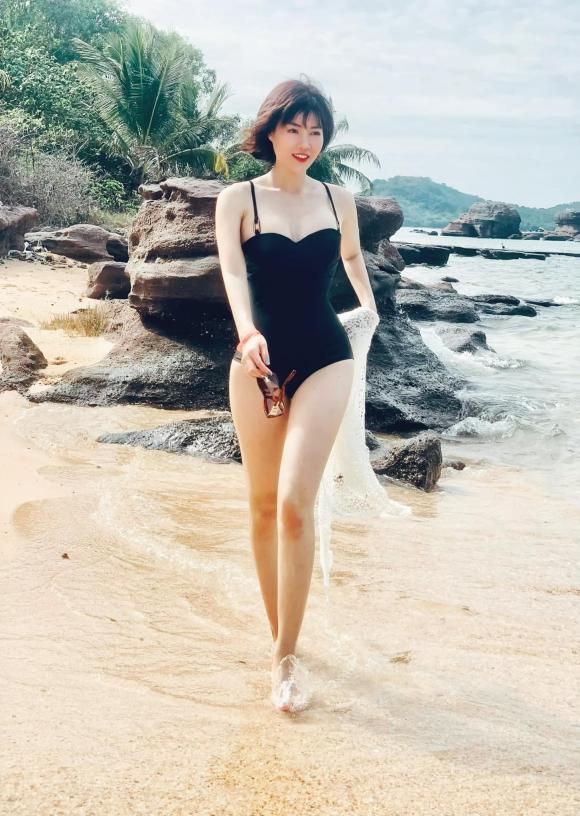 Diễn viên Thanh Hương tung ảnh bikini, vòng 1 muốn tràn ra ngoài-5
