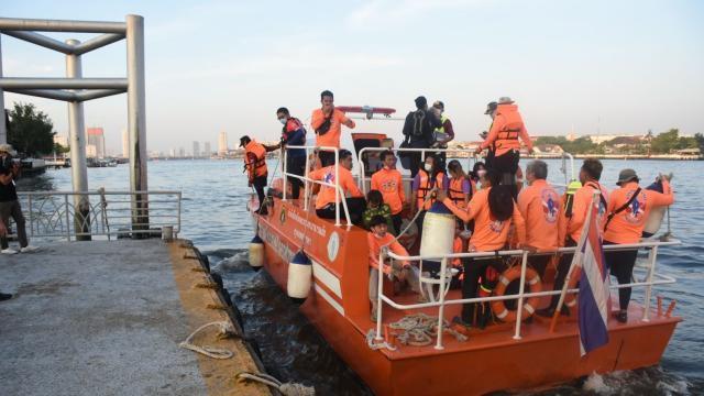 Đời bi kịch của nữ diễn viên Thái Lan vừa bị mất tích trên sông-4