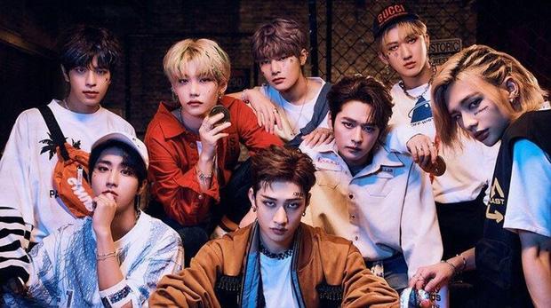 Tình trạng gần đây của Kpop: BTS hay IU đều gây thất vọng, Gen 4 lại càng thảm hoạ?-13