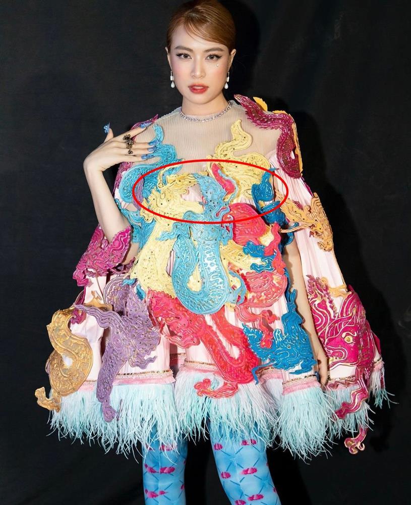 Lương Thùy Linh và Hoàng Thùy Linh lên đồ bị so với chổi lông gà-7