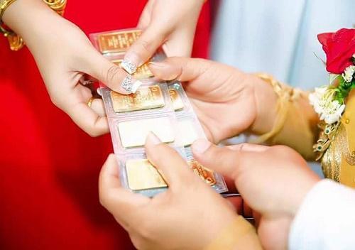 Chị em miền Tây mua vàng không nghiên cứu thị trường vẫn chốt lời-2