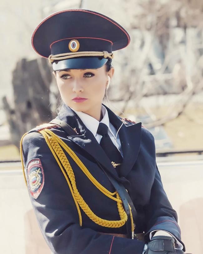 Nga luôn đứng đầu các cuộc bình chọn quốc gia có nữ binh lính đẹp nhất thế giới.