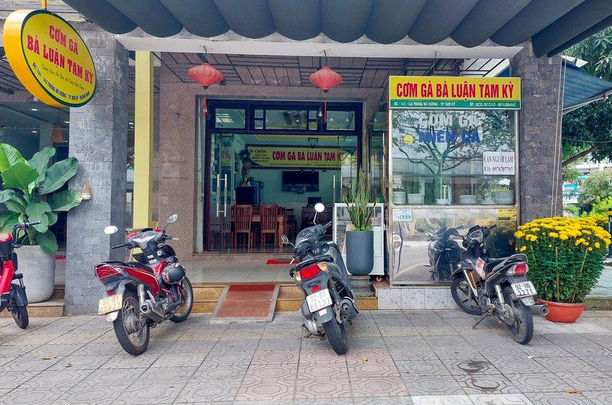 Quán cơm gà bà Luận ở Tam Kỳ bị thực khách tố chặt chém-1