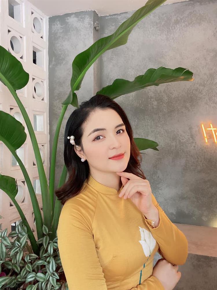 MC Kính Hồng - chị gái Hòa Minzy từng nổi đình đám giờ ra sao?-3