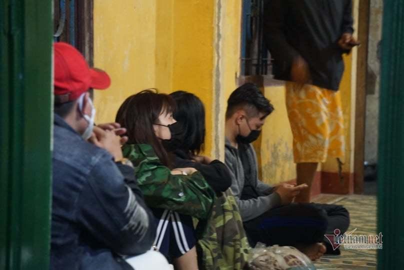 Chìm ca nô 13 người chết: Thuyền phó kể phút cứu người-3