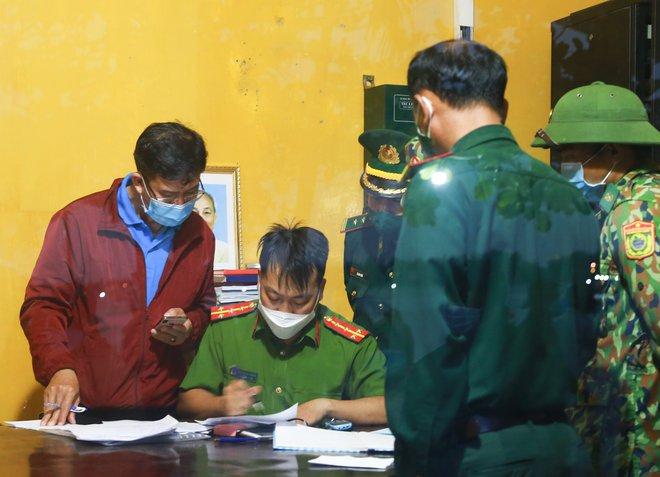 Nguyên nhân ban đầu vụ lật cano ở Cửa Đại khiến 13 người chết-1