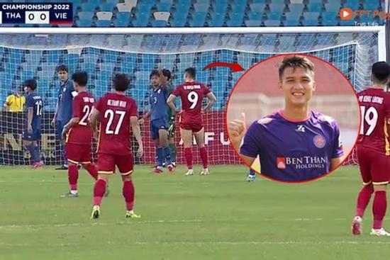 'In tư' cầu thủ có cặp giò đỉnh nhất trận U23 Việt Nam - Thái Lan