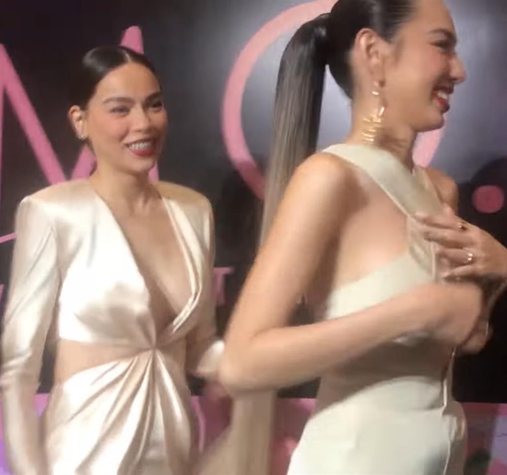 Hồ Ngọc Hà lộ bụng to vượt mặt, lẽ nào có con thứ 4?-4