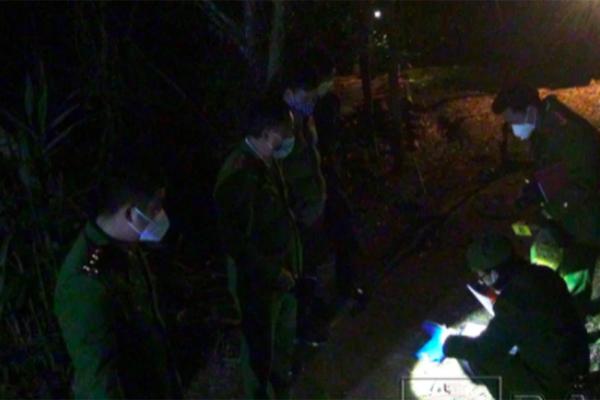 Bắt kẻ nổ súng bắn người giữa phố, bỏ trốn cùng 2 khẩu và 60 viên đạn-2