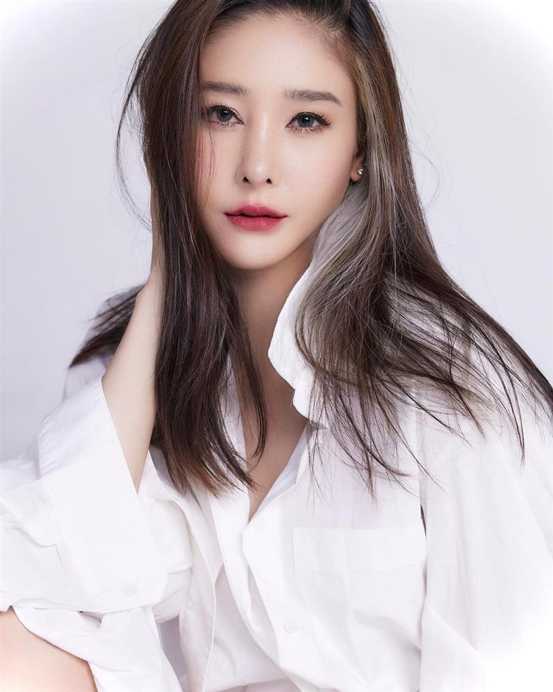 Ngày cuối đời của mỹ nhân Chiếc Lá Cuốn Bay trước khi ngã sông-1